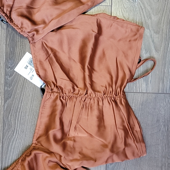 Forever 21 ruched drawstring peasant sleeve crop top - Picture 6 of 7